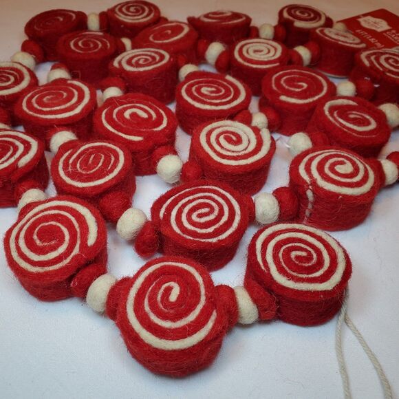 6 Foot Peppermint Swirl Candy Garland Felted Wool Red White Holiday Christmas - Picture 5 of 6